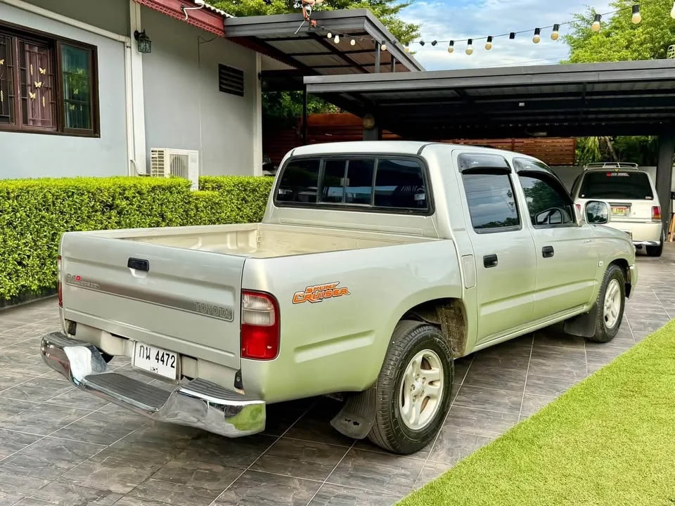 2004 Toyota Hilux Tiger VI 2