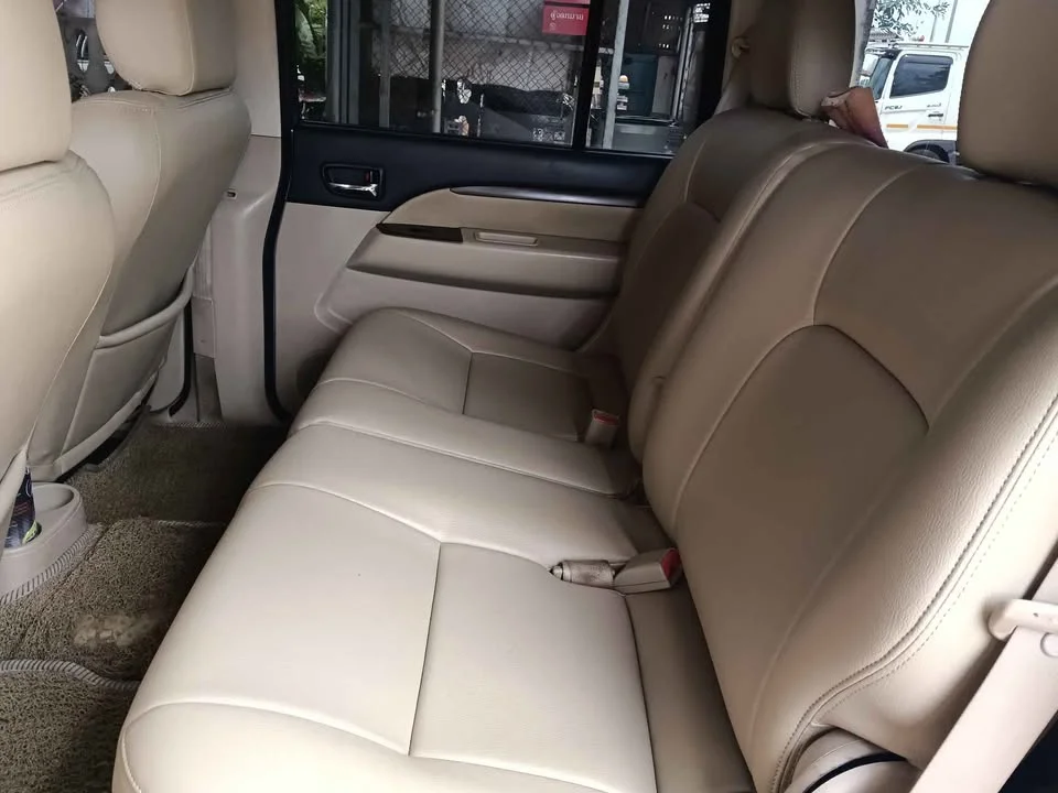 2013 Ford Everest I 2