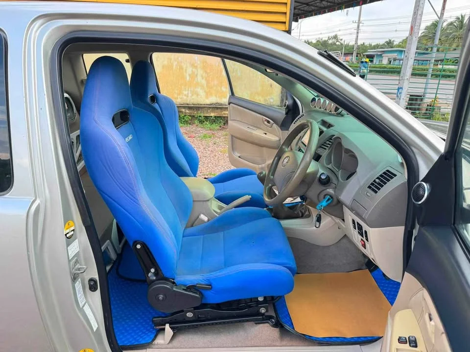 2009 Toyota Hilux VII 2
