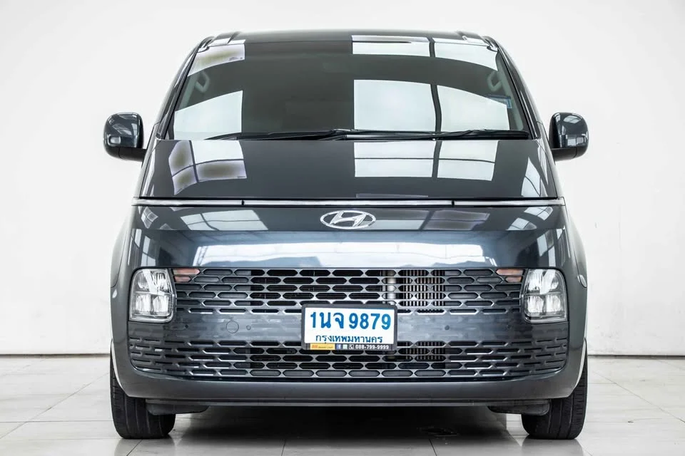 2023 Hyundai Staria US4 3