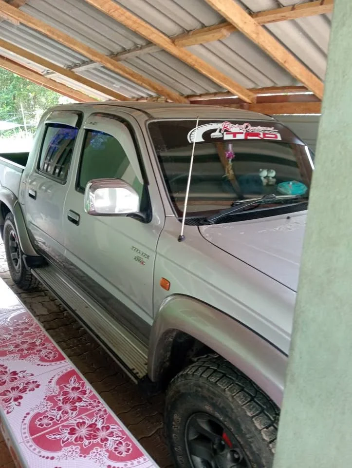 2004 Toyota Hilux Tiger VI 2
