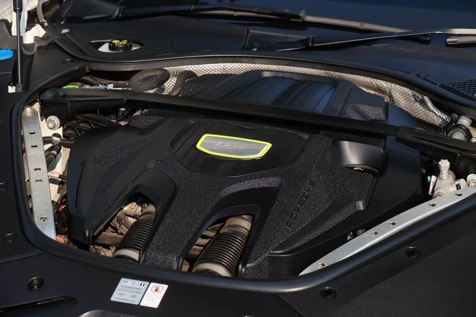 2019 Porsche Panamera II 2