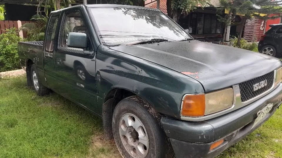 2027 Isuzu TFR III 3