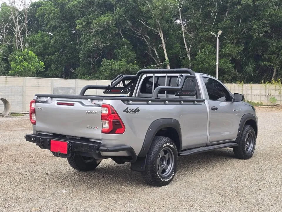 2022 Toyota Hilux VIII 3