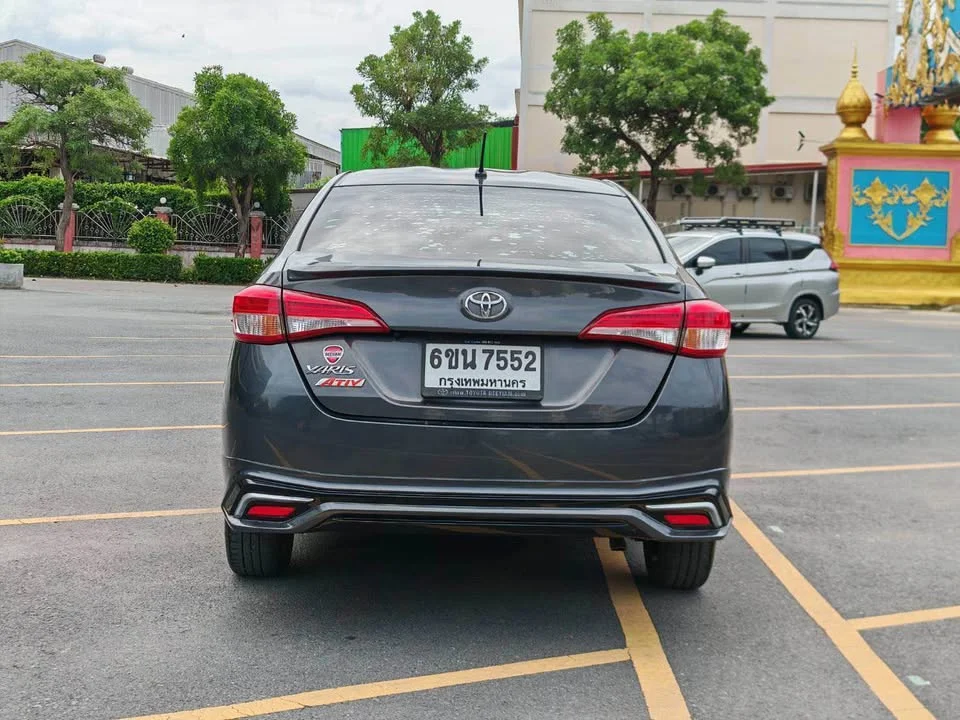 2021 Toyota Yaris ATIV III 3