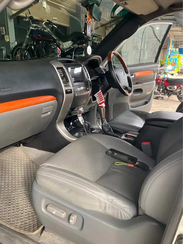 2002 Toyota Land Cruiser Prado J120 3