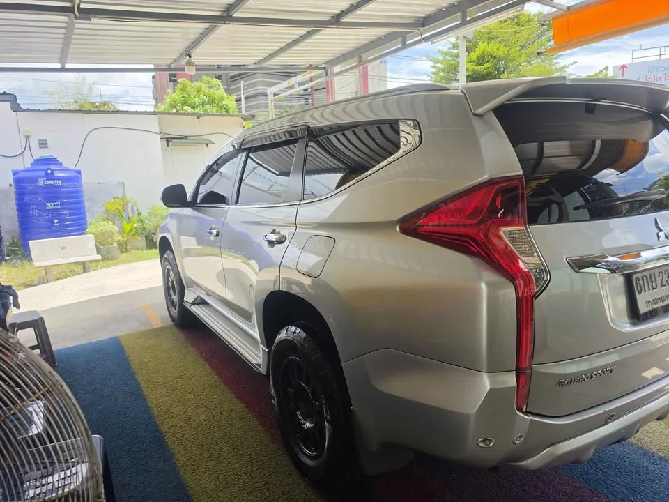 2016 Mitsubishi Pajero Sport III 3