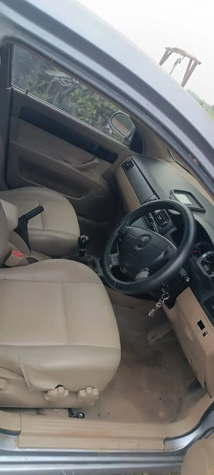 2005 Chevrolet Optra 2