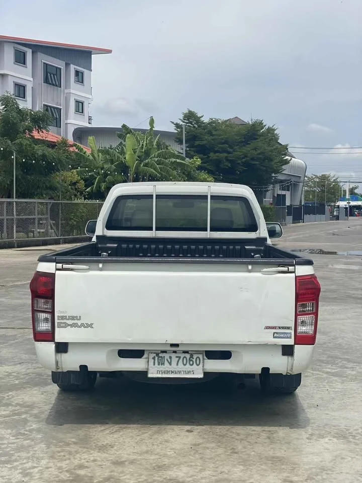 2013 Isuzu D-Max II (RT) 3
