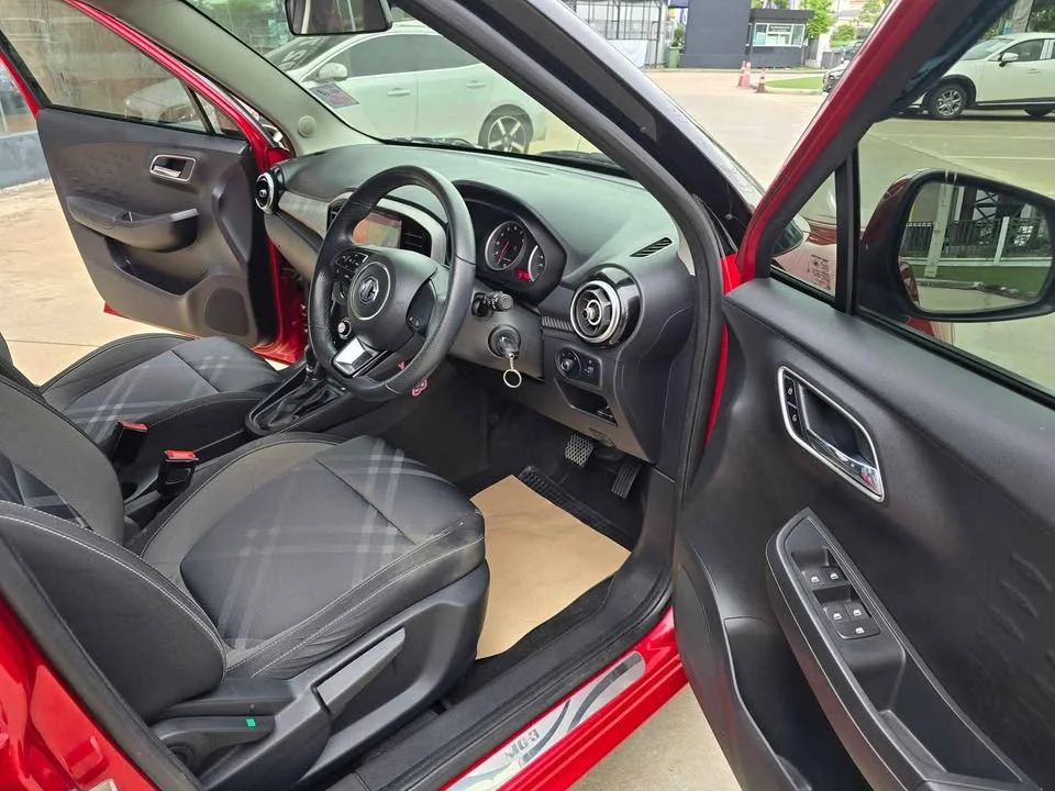 2019 MG 3 II 3
