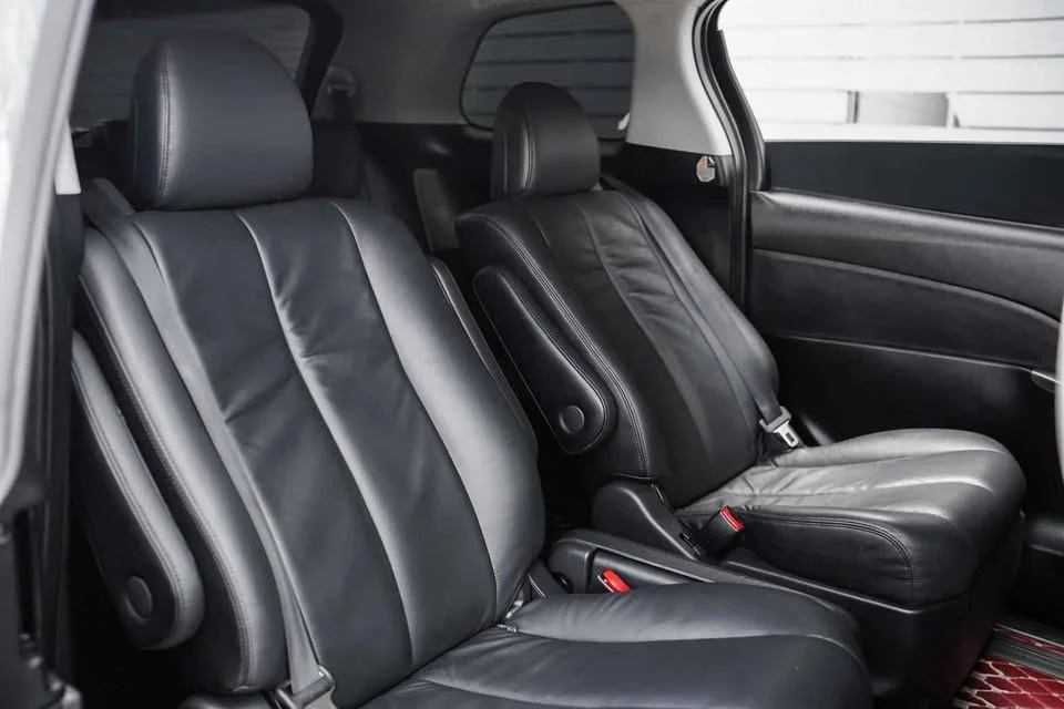 2014 Toyota Estima III 3