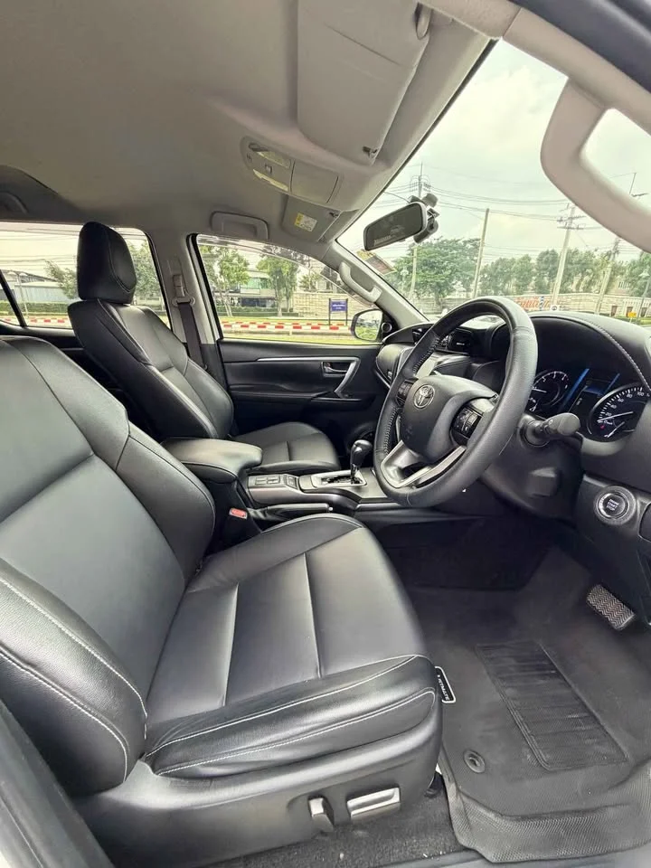 2021 Toyota Fortuner II 2