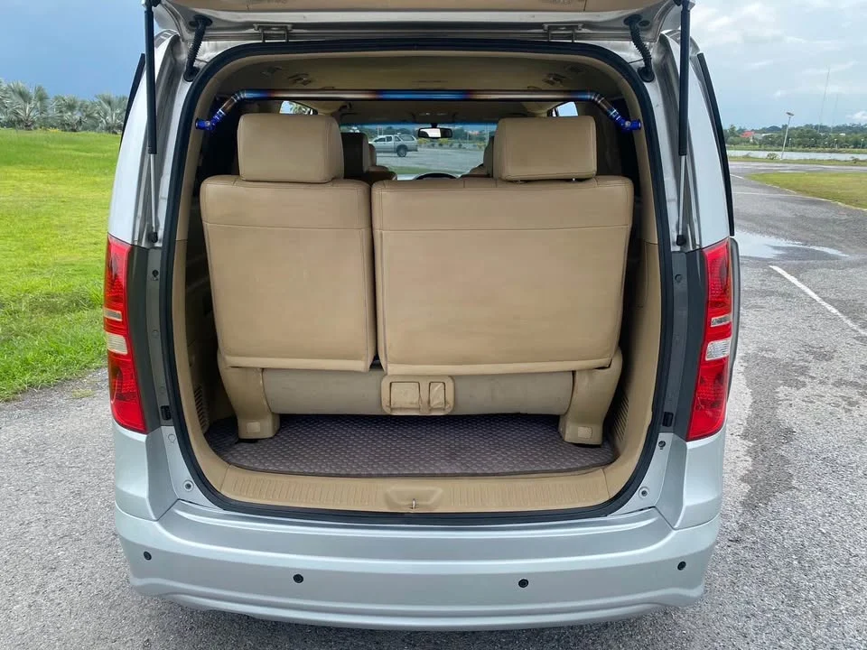 2011 Hyundai H-1 II 2