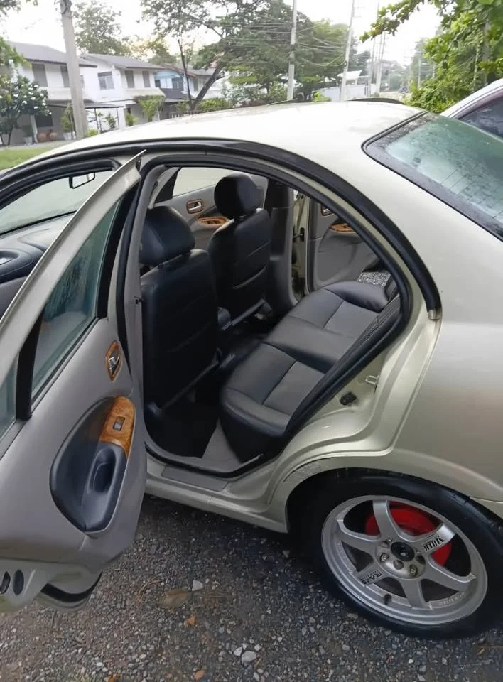 2002 Nissan Sunny N16 3