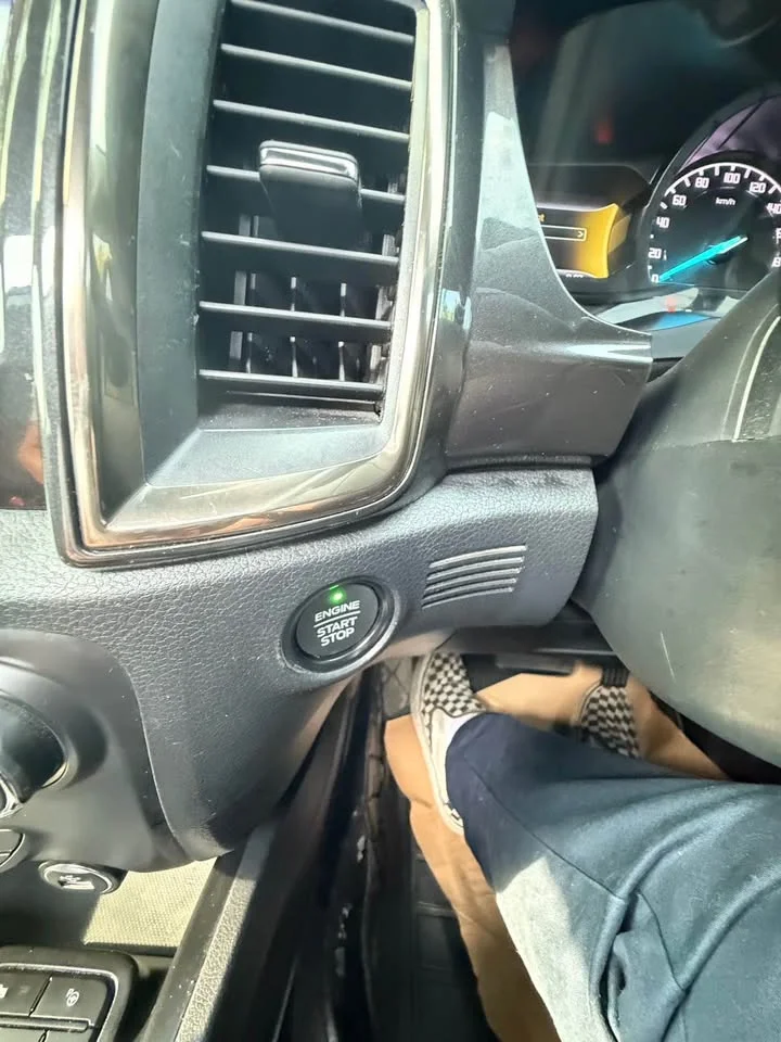 2019 Ford Everest II 2