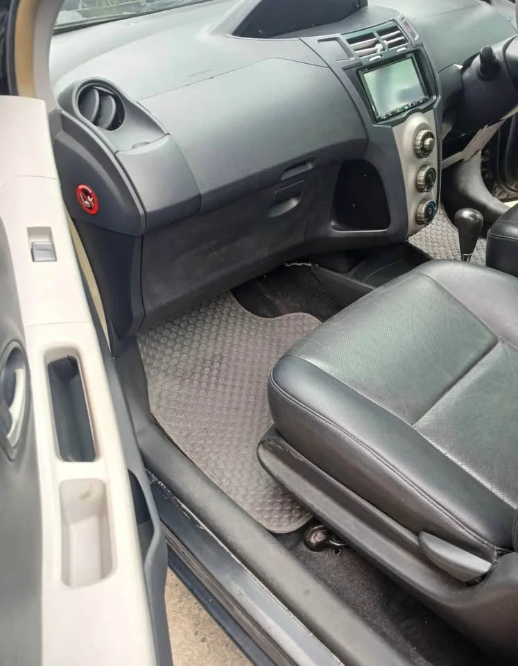 2007 Toyota Yaris II 3