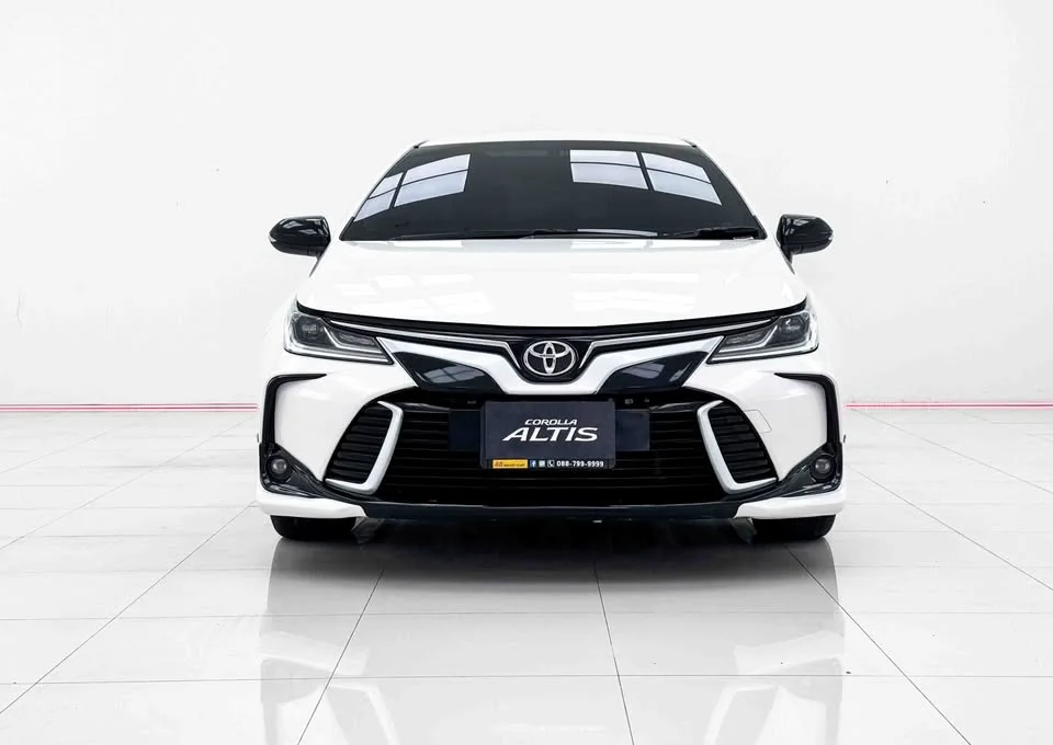 2019 Toyota Corolla Altis XII (E210) 3