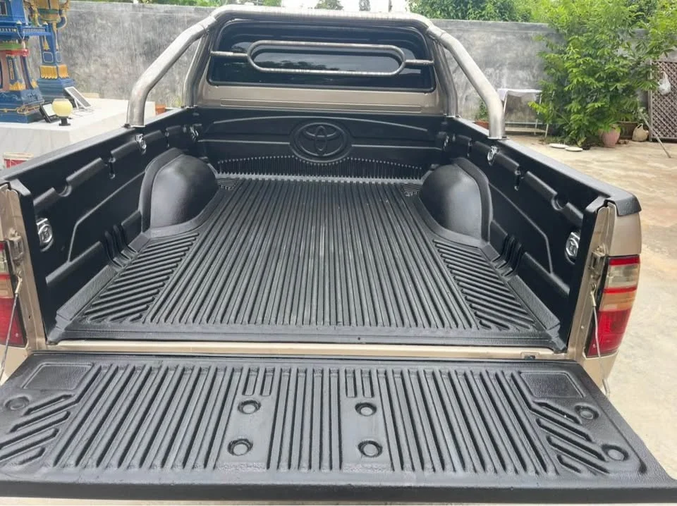 2003 Toyota Hilux Tiger VI 3