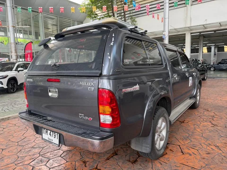 2010 Toyota Hilux VII 2