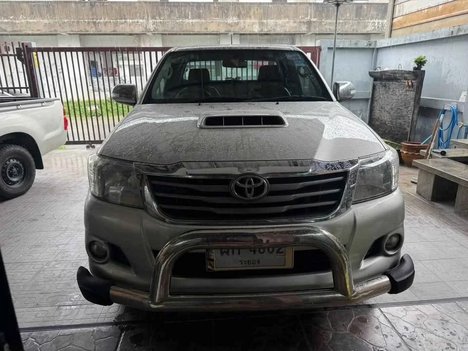 2014 Toyota Hilux VII 2