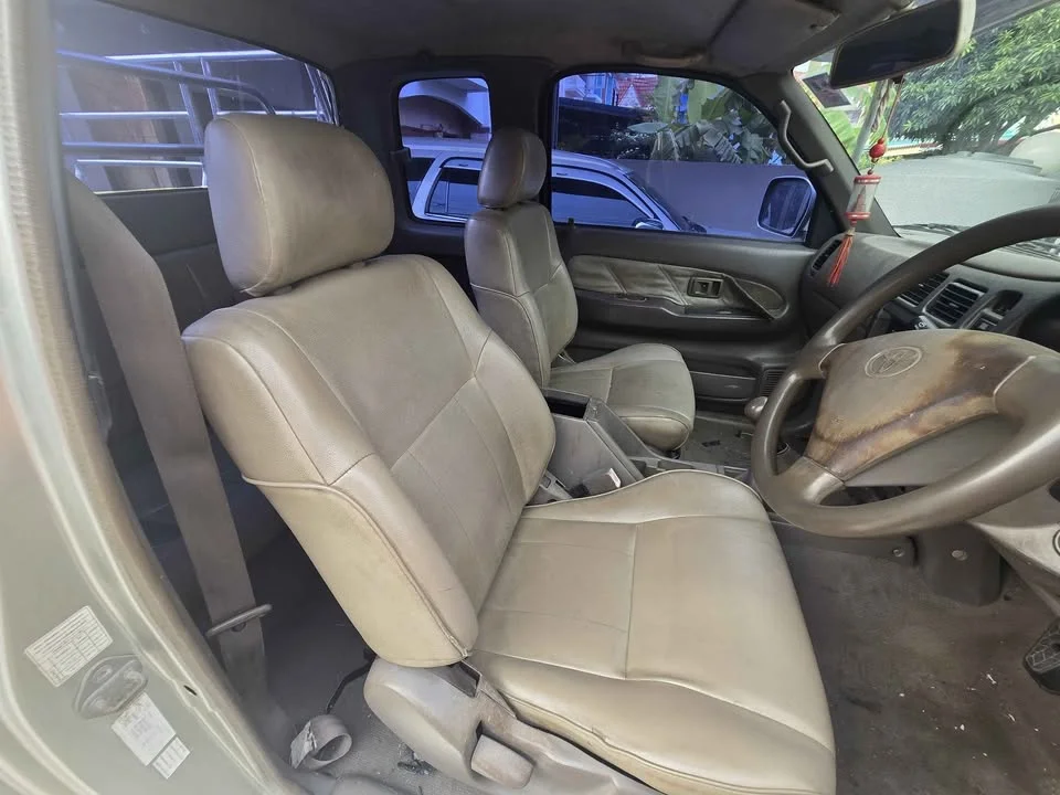 2004 Toyota Hilux Tiger VI 3