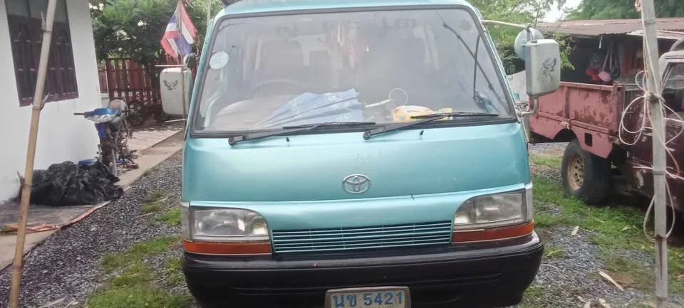 1995 Toyota Commuter IV (H100) 3