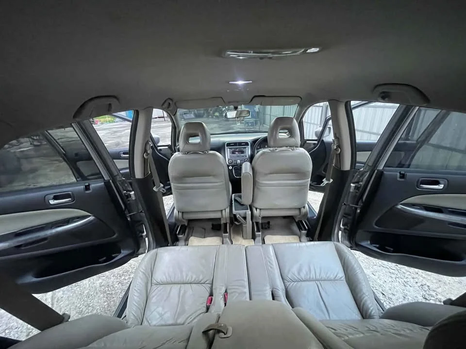2005 Honda Stream I 2