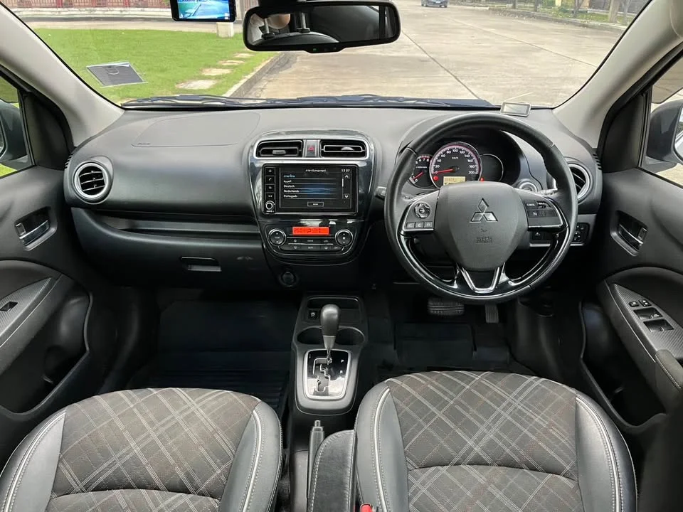 2019 Mitsubishi Mirage VI 3