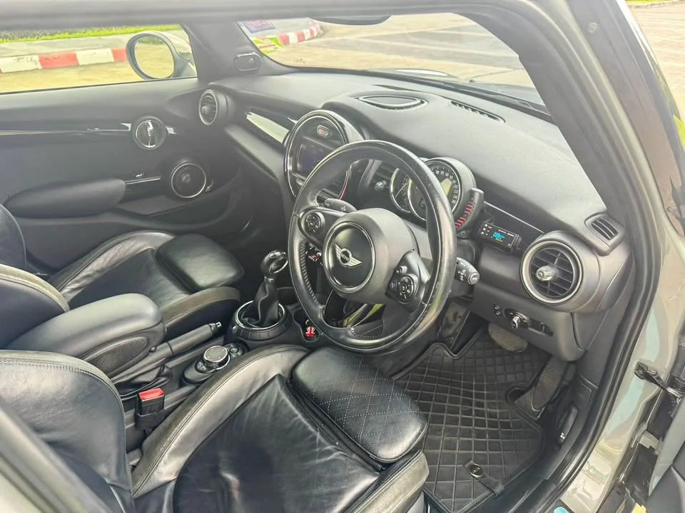 2014 Mini Hatch  III 3