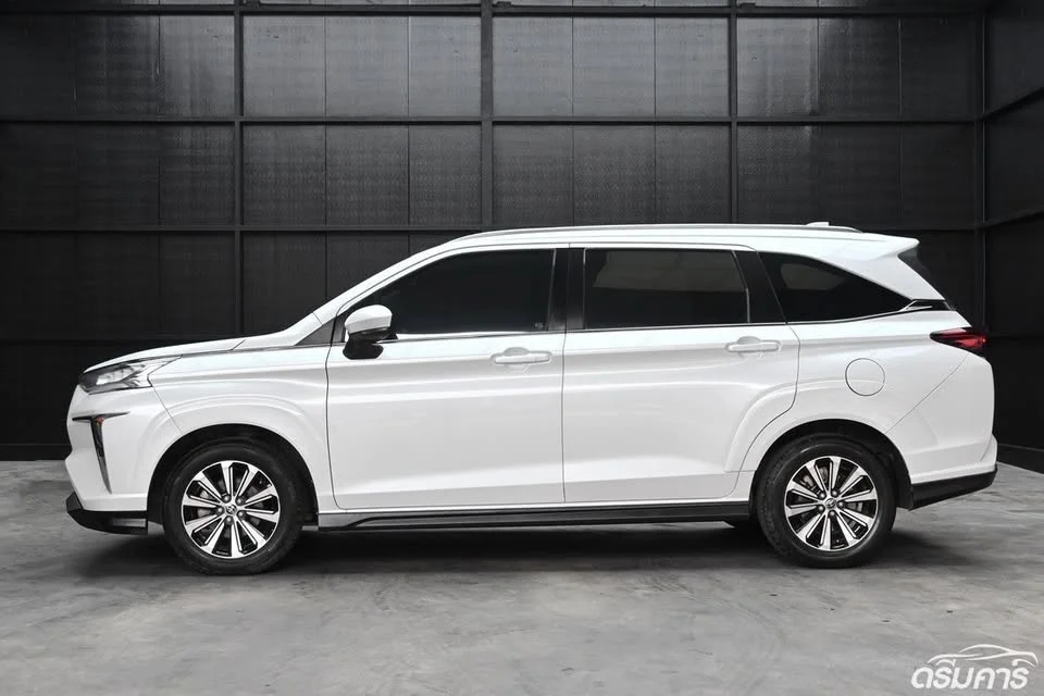 2022 Toyota Veloz III 3
