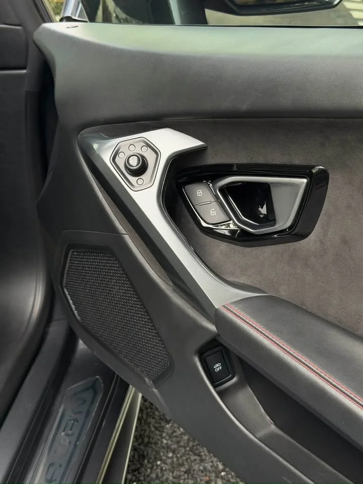 2016 Lamborghini Huracan 3
