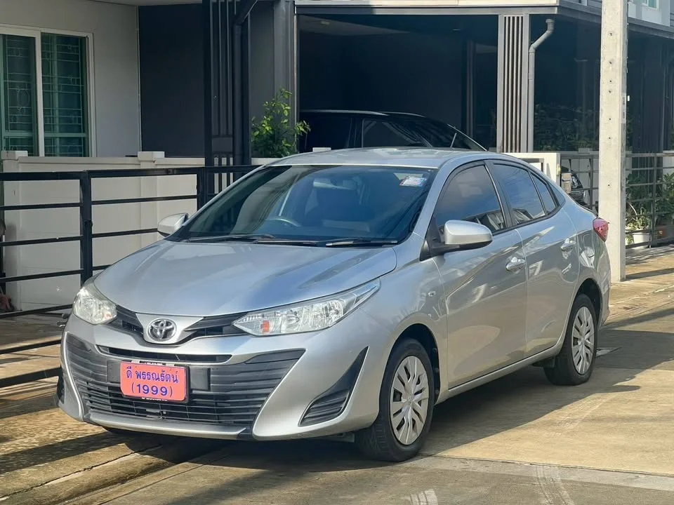 2019 Toyota Yaris ATIV III 3