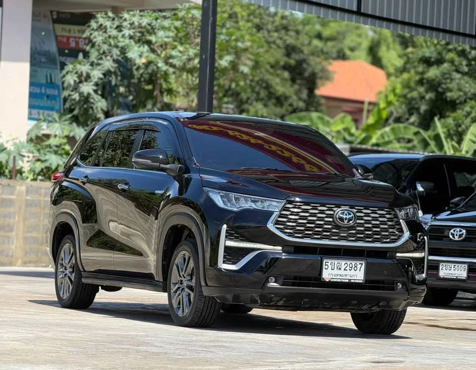 2024 Toyota Innova III 3