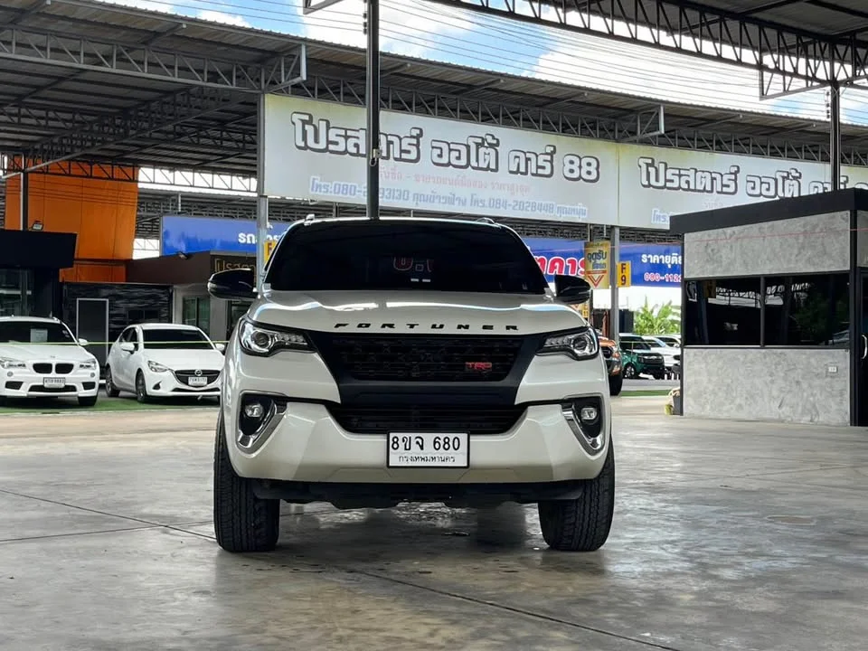 2019 Toyota Fortuner II 3