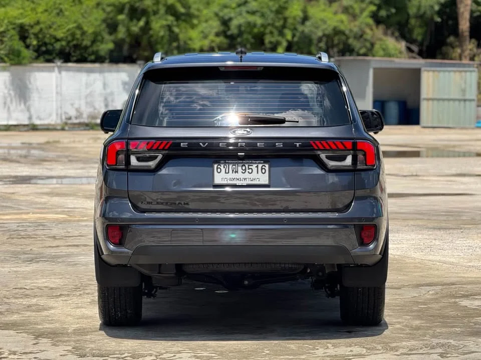 2025 Ford Everest III 2