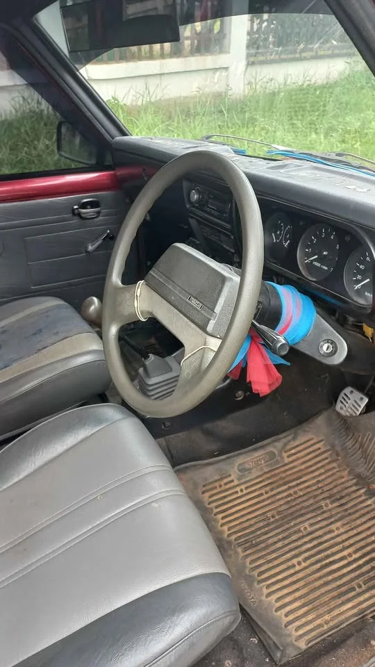 1990 Mazda B-series (Familia) III 2