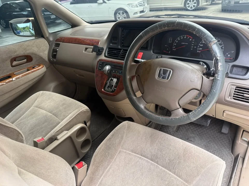 2000 Honda Odyssey II 2