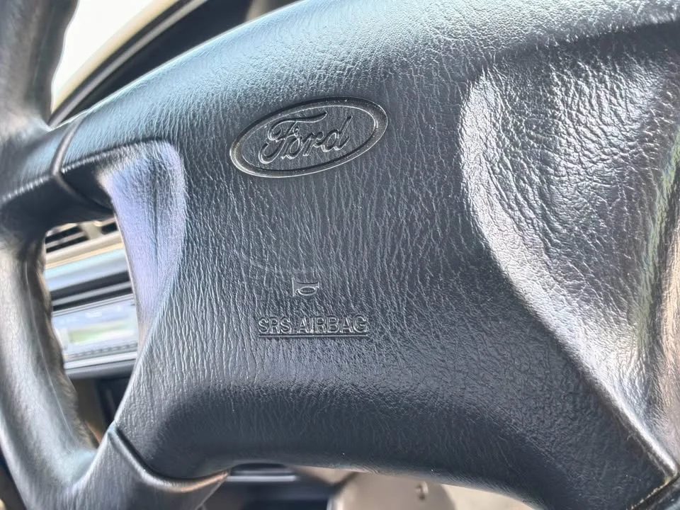 2002 Mazda 2500 Fighter V 2