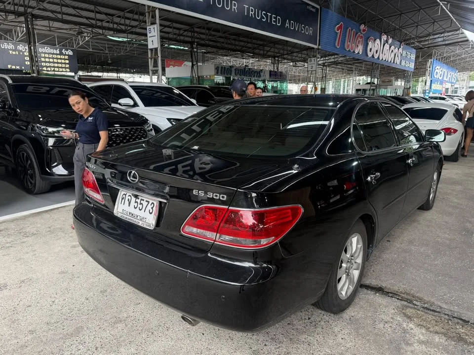 2004 Lexus ES IV 3