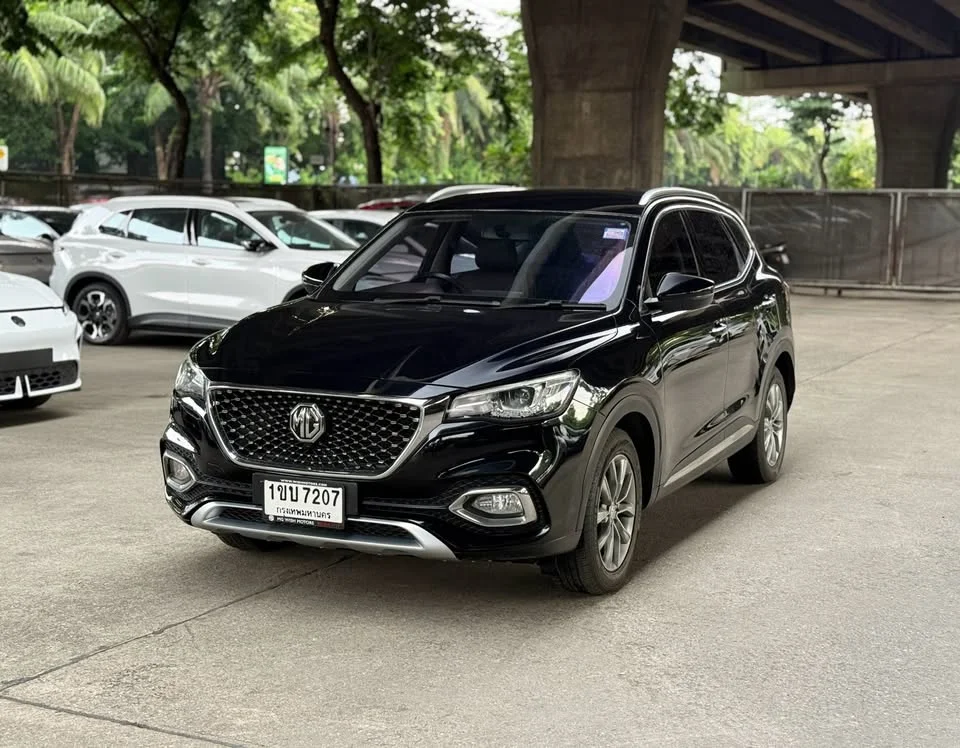 2021 MG HS 2