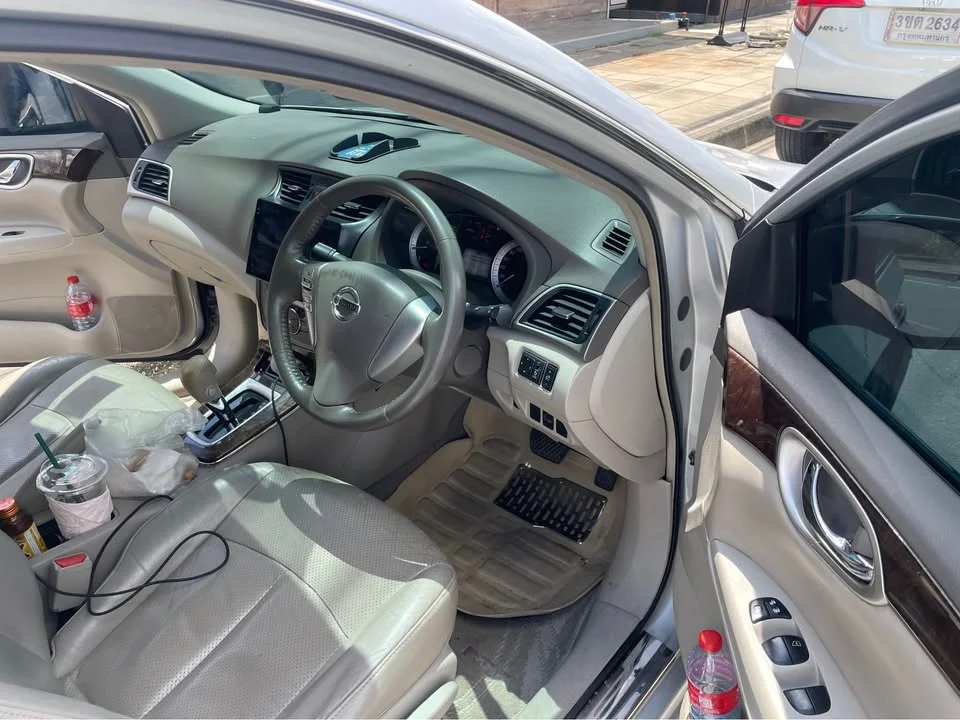 2013 Nissan Sylphy III (B17) 2