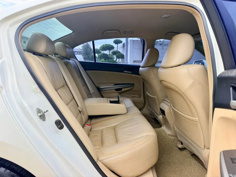 2010 Honda Accord VIII 2