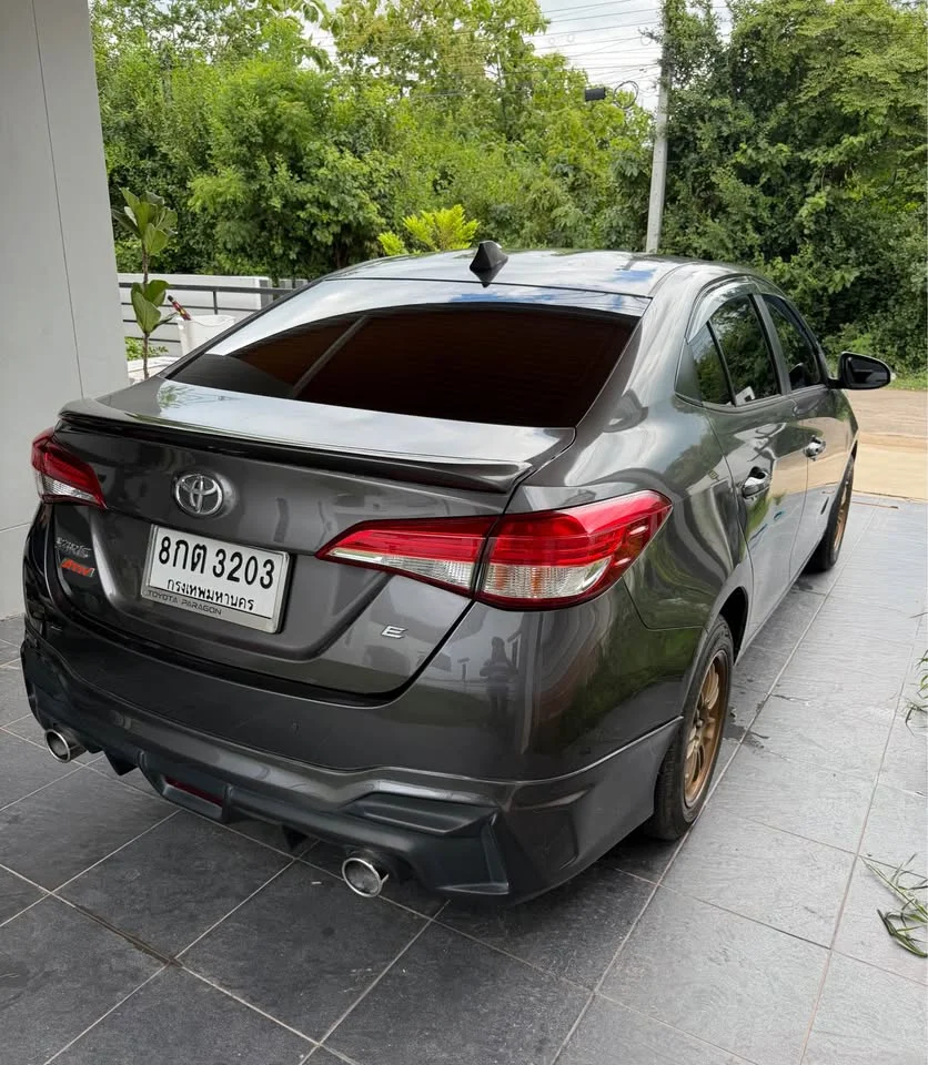 2019 Toyota Yaris ATIV III 3