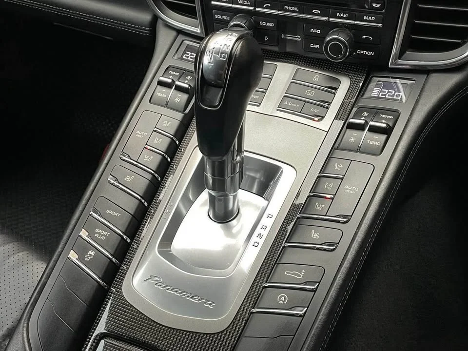 2012 Porsche Panamera I 3
