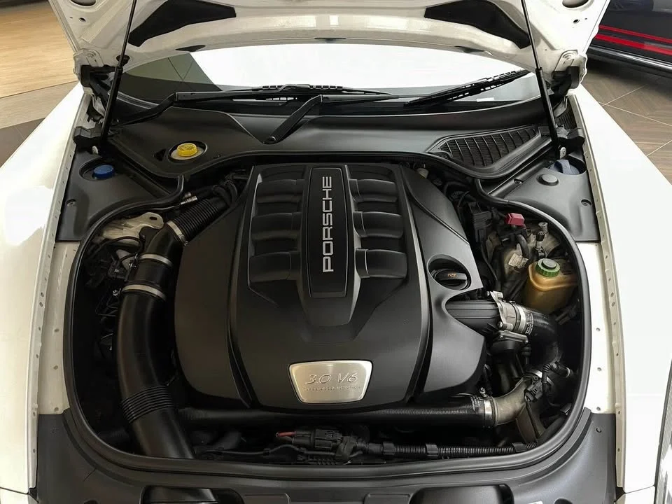 2012 Porsche Panamera I 2