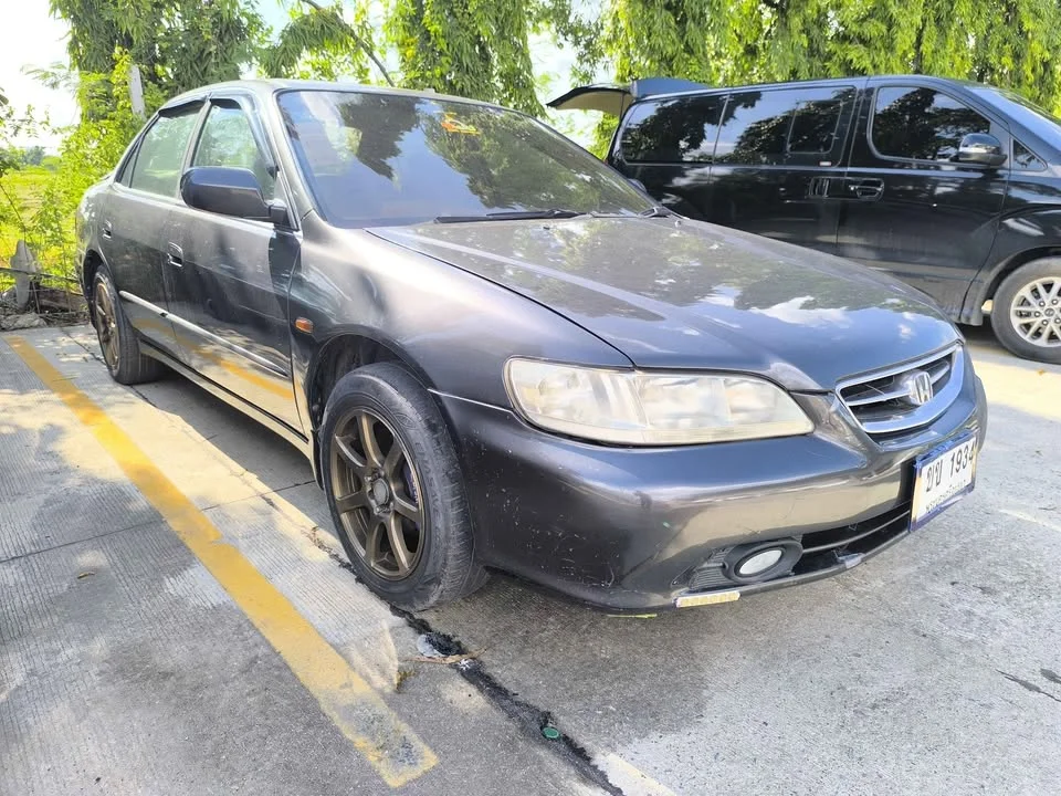 2002 Honda Accord VI 3