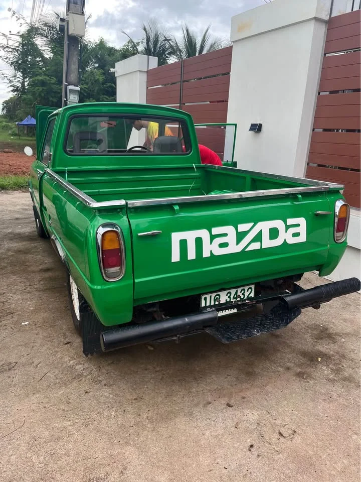 2000 Mazda B-series (Familia) III 2