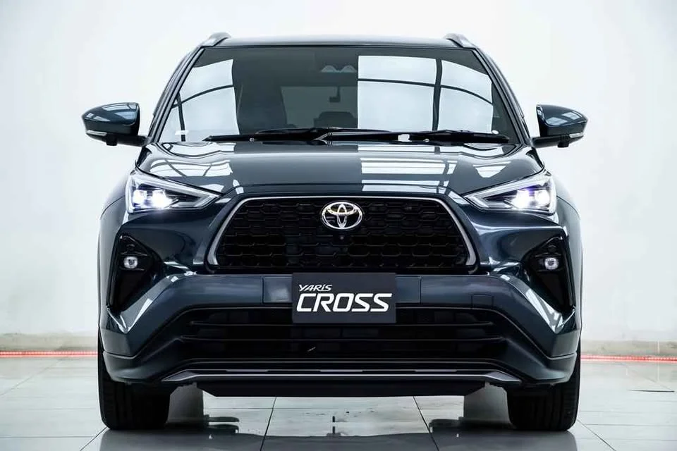 2025 Toyota Yaris Cross AC200 2