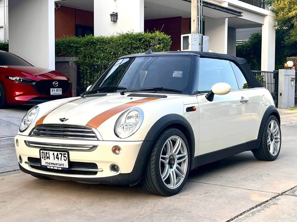 2011 Mini Cabrio I 3
