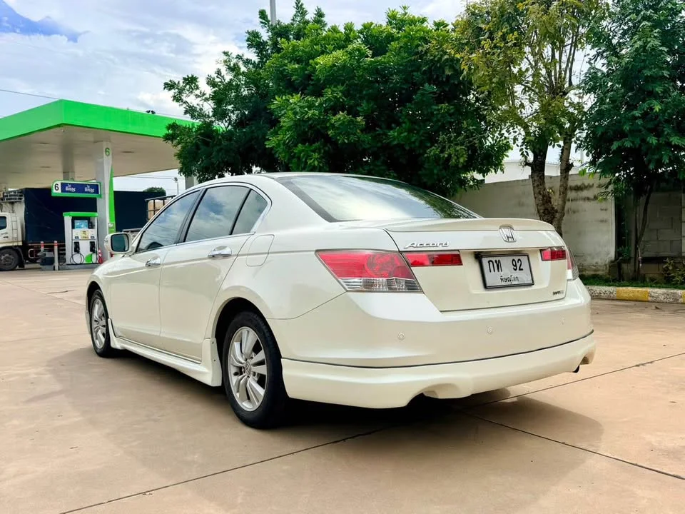 2010 Honda Accord VIII 2